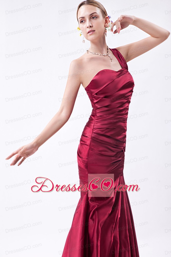 Wine Red Mermaid One Shoulder Prom Dress Taffeta Ruching Long