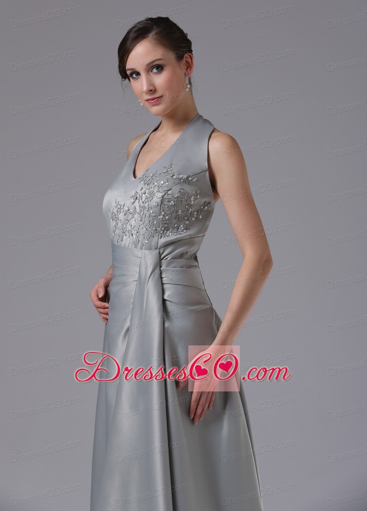 Halter For Mother Of The Bride Dress With Appliques Decorate Bust Satin