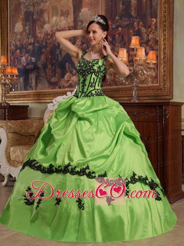 Spring Green Ball Gown Straps Long Appliques Taffeta Quinceanera Dress