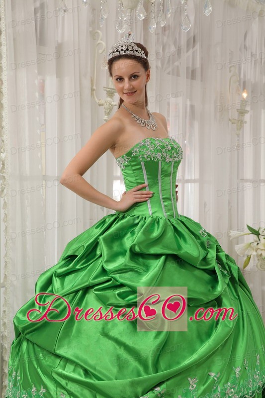 Spring Green Ball Gown Strapless Long Taffeta Beading And Applique Quinceanera Dress