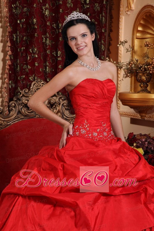 Red Ball Gown Long Taffeta Beading And Appliques Quinceanera Dress