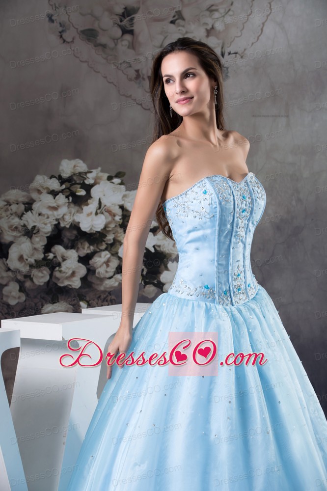 Modern Embroidery A-Line / Princess Prom Dress