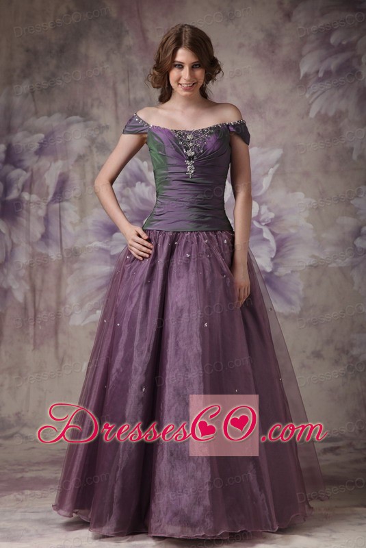 Elegant Dark Purple A-line Off The Shoulder Prom Dress Taffeta And Organza Beading Long
