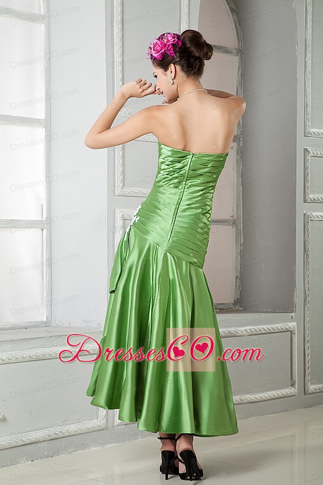 Spring Green A-line Elastic Woven Satin Appliques Mother Of The Bride Dress